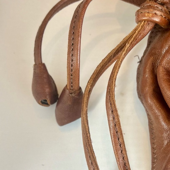 LUCKY BRAND "TULIP" Hobo Satchel Tote‎ Bag Purse in Bourbon Leather - Picture 3 of 5